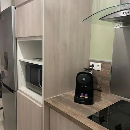 Le Georges Апартаменты Margny-les-Compiegne